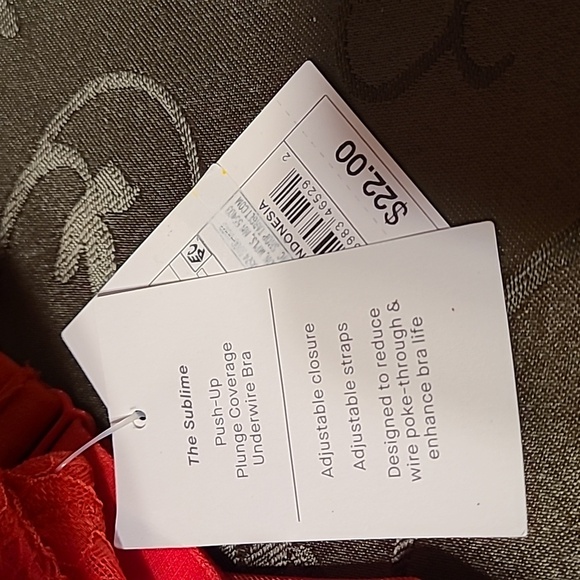 🧡 NWT Auden The Sublime push-up plunge underwire bra, red - Picture 6 of 8